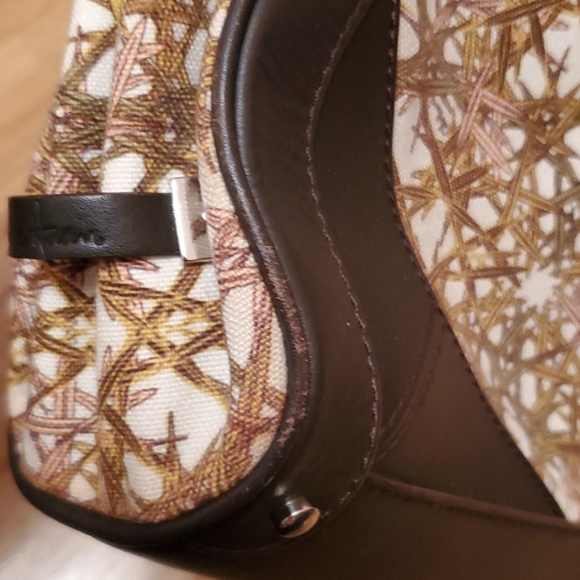 Handbag - Picture 7 of 13